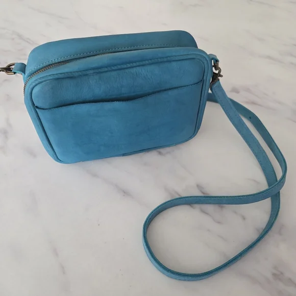 Noonday Collection Camera Bag Purse Cross Body, Leather - Picture 3 of 10